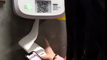 Hârtia igienică, raționalizată cu AI. Ce trebuie să „prestezi” ca să fii servit în toaletele publice din China