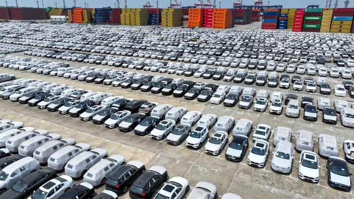 Piața auto din România, codașa Europei în 2025