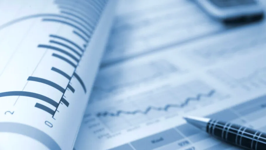 Prețurile continuă să pună presiune pe români: inflația rămâne la aproape 10% în septembrie, cu scumpiri masive la energie și servicii