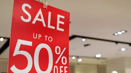 Trucurile retailerilor ca să cumpărăm mai mult. De ce magazinele de discount evită muzica în incintă, iar cele din mall o folosesc intens
