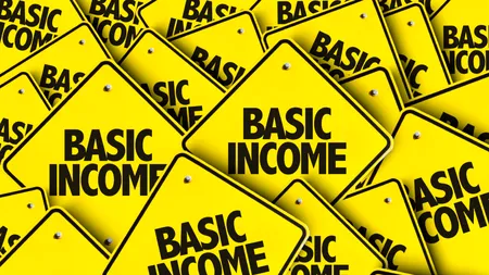 Venitul de bază universal, un argument economic esențial în epoca inteligenței artificiale