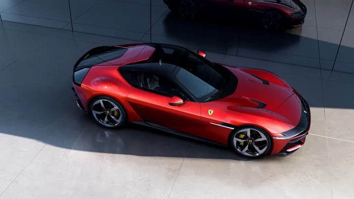 Ferrari pierde teren la bursă: scăderi de peste 15%