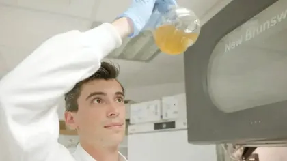 Paracetamol din deșeuri de plastic - o soluție verde pentru industria farmaceutică
