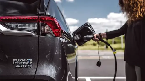 Asociația Energia Inteligentă: România, printre cele mai scumpe piețe din Europa pentru încărcarea rapidă a mașinilor electrice