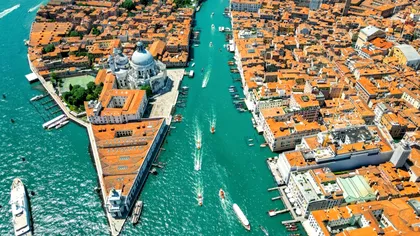 Veneția reintroduce taxa de acces pentru turiști din 2026