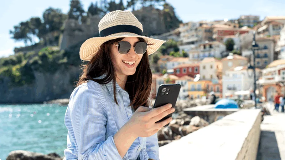 Aplicații fără de care nu ar trebui să pleci niciodată într-o călătorie. De ce sunt esențiale și cum îți pot salva vacanța