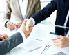 Piața de fuziuni și achiziții din România a crescut cu 45% în prima jumătate din 2025, depășind 4,1 miliarde de dolari