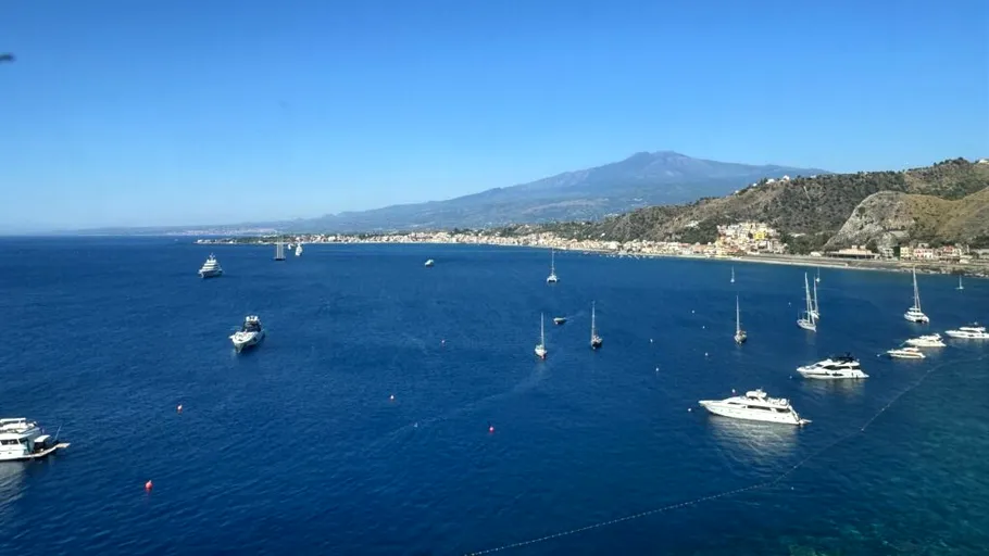 Riviera franceză, Sardinia și insulele grecești sunt cele mai exclusiviste destinații preferate de miliardarii lumii pentru a-și parca yachturile
