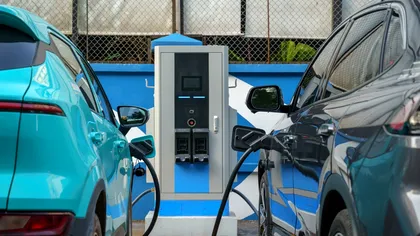 Războiul tarifelor: Marii producători auto din Europa critică taxele UE pe electricele din China