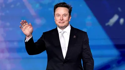 Musk propune ca investitorii Tesla să decidă dacă firma va investi în xAI, dar exclude o fuziune