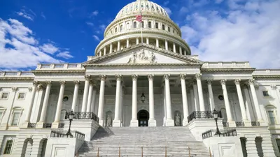 Ce înseamnă „shutdown”-ul guvernamental american: riscuri pentru piața muncii și date economice pierdute
