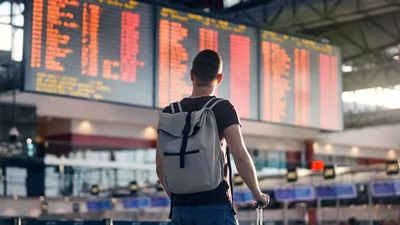 Companiile aeriene reduc drastic tarifele pentru cursele transatlantice. SUA devine o destinație mai accesibilă după ce cererile din Europa de Est au scăzut