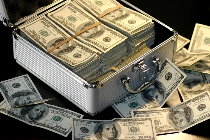 Topul celor mai mari salarii ale șefilor giganților din industria auto