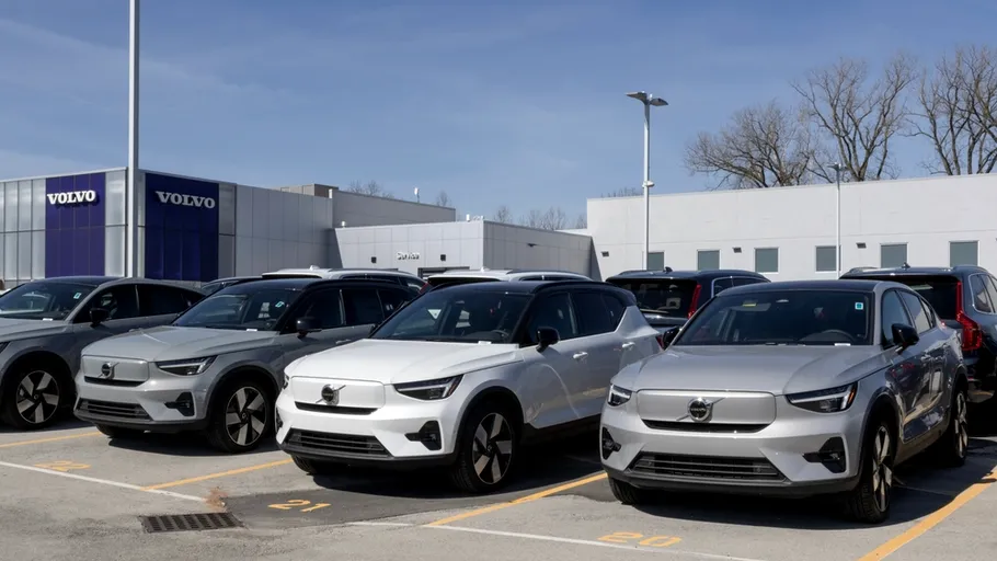 Continuă haosul în industria auto: Volvo elimină mii de locuri de muncă