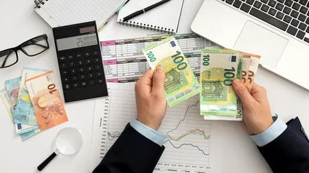 Creditul s-a ieftinit cu 0,01 puncte procentuale