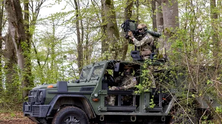 Armata Română se dotează cu blindate germane Enok AB 4×4. Ce rol au noile achiziții în tactica militară