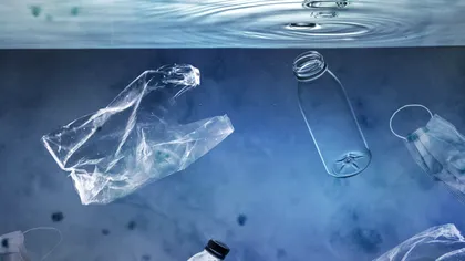 Țările care sufocă oceanele cu plastic. Cine poluează cel mai mult și cum ajunge gunoiul pe plajele lumii