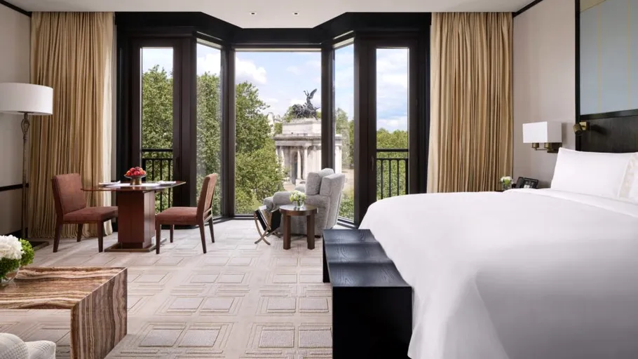 Cum schimbă inteligența artificială experiența turiștilor în hotelurile de lux