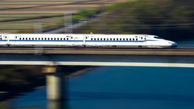 China anunță un nou record de viteză cu un tren maglev: 640 km/h în șapte secunde! (VIDEO)