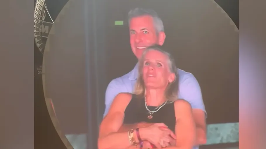 Câte milioane ar putea pierde la divorț CEO-ul Astronomer, după ce a fost prins cu amanta la concertul Coldplay