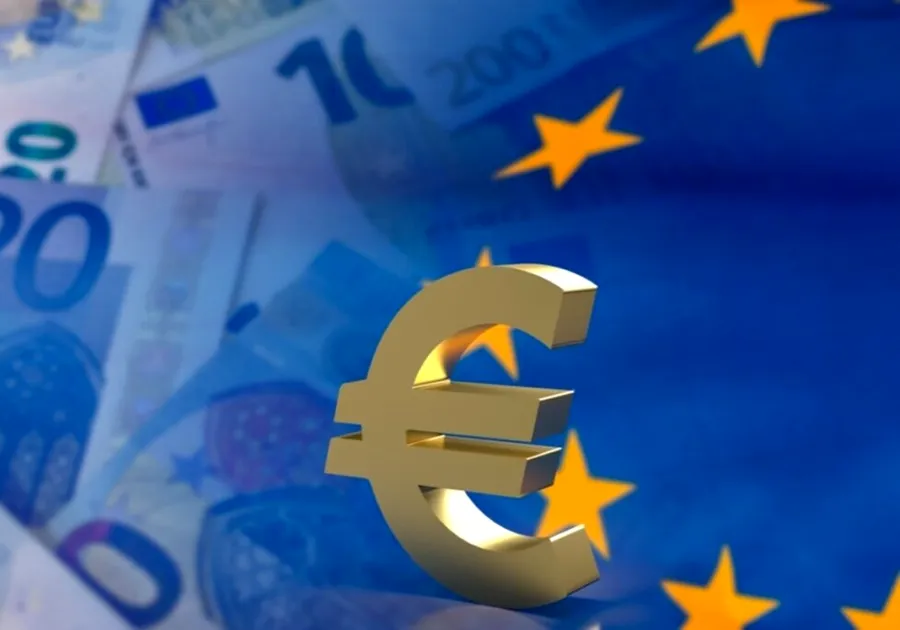 Când adoptă România moneda euro? Mugur Isărescu: „Vom vorbi despre un termen abia după ce ducem deficitul sub 3%”