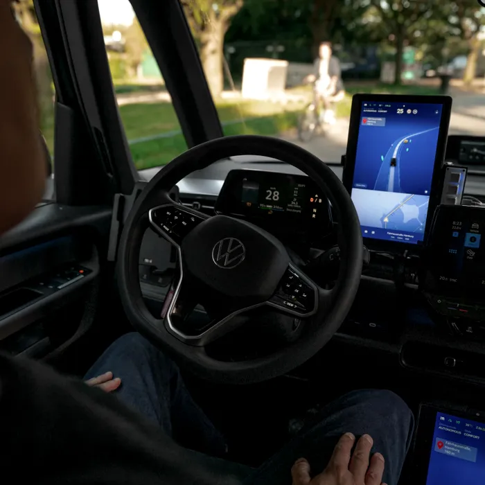 Volkswagen își face intrarea în lumea robotaxiurilor, o piață de zeci de miliarde de dolari