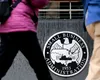 Scandal financiar uriaș în SUA: 1,5 miliarde de dolari din fondurile pandemice pentru industria de divertisment rămân fără explicație