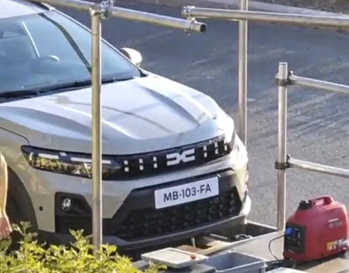 Dacia Jogger facelift: primele imagini cu modelul restilizat fără camuflaj