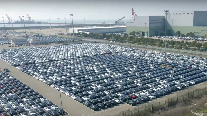 Tesla elimină componentele chinezești pentru modelele din SUA