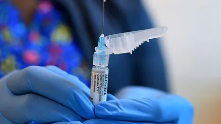 Vaccinurile anti-COVID ar putea deveni arma secretă împotriva cancerului