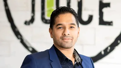 Cum a reușit un tânăr care a lucrat într-un restaurant să cumpere întreaga afacere după 22 de ani