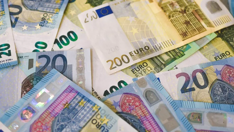 Un euro puternic este o sabie cu două tăișuri