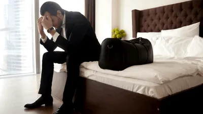 O nouă escrocherie țintește turiștii. Cum să nu cazi în capcana emailurilor false de la Booking.com, care îți pot fura banii