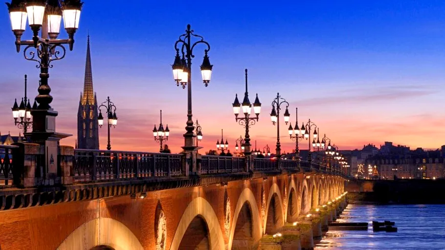 Bordeaux, comoara Franței: ce nu trebuie să ratezi