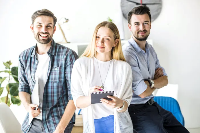 Ce categorie va fi înlocuită de inteligența artificială: angajații tineri sau cei cu experiență? / Foto: Freepick