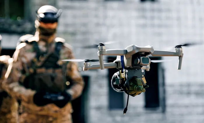 Armata SUA intră în era dronelor: achiziții record până în 2027