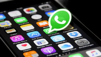 Google a activat automat accesul inteligenței artificiale la WhatsApp și poate accesa apelurile fără permisiune. Cum îți poți proteja intimitatea