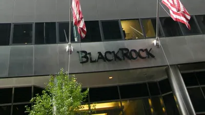 BlackRock își reinventează fondul quant. Pe lângă algoritmi și modele matematice, adaugă și manageri de portofoliu