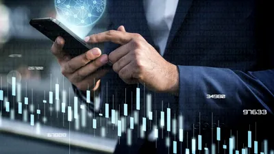 TOP 10. Cele mai bune aplicații fintech pentru investiții în iunie 2025