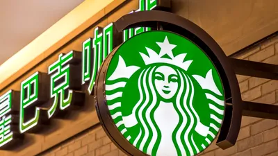 Starbucks atrage interes masiv pentru vânzarea unei părți din afacerea sa din China