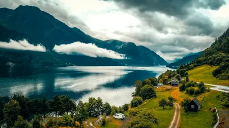 Europa secretă a verii: care sunt locurile unde nu te topești la soare. Turiștii caută alternative unde să-și petreacă vacanța de vară