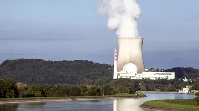 Centrala nucleară de 51 de miliarde de dolari, aprobată de guvernul britanic