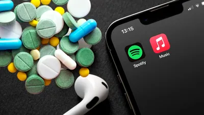 Spotify, sub tirul Senatului SUA pentru podcasturile care promovează vânzarea ilegală de droguri online