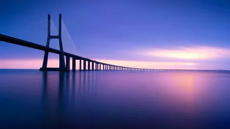Cel mai mare pod suspendat din lume se va construi în Europa. Ce rol joacă riscul seismic