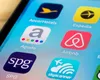 Cauți bilete și cazări incognito? Află dacă prețurile afișate pe Booking, Skyscanner și Airbnb te păcălesc