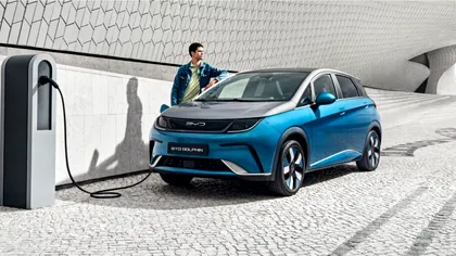 Încărcarea rapidă a bateriei mașinilor electrice face mai mult rău. Ce se întâmplă cu aceste dispozitive?