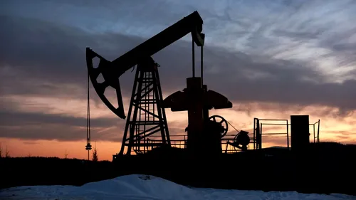 România scoate tot mai puțin petrol: scădere puternică la început de 2026