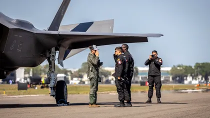 Strategia de recrutare a US Air Force vizează talentele din licee. „Șarpele robot”, proiectul tech spectaculos cu care adolescenții au câștigat juriul