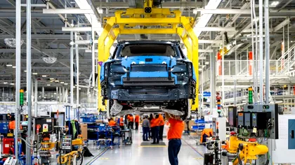 Industria auto în pericol: Tarifele impuse de Donald Trump vor reduce producția globală cu 1,5 milioane de vehicule