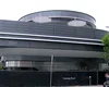 Ești curios cum arată primul restaurant Tesla? O distopie retro cu accente SF
